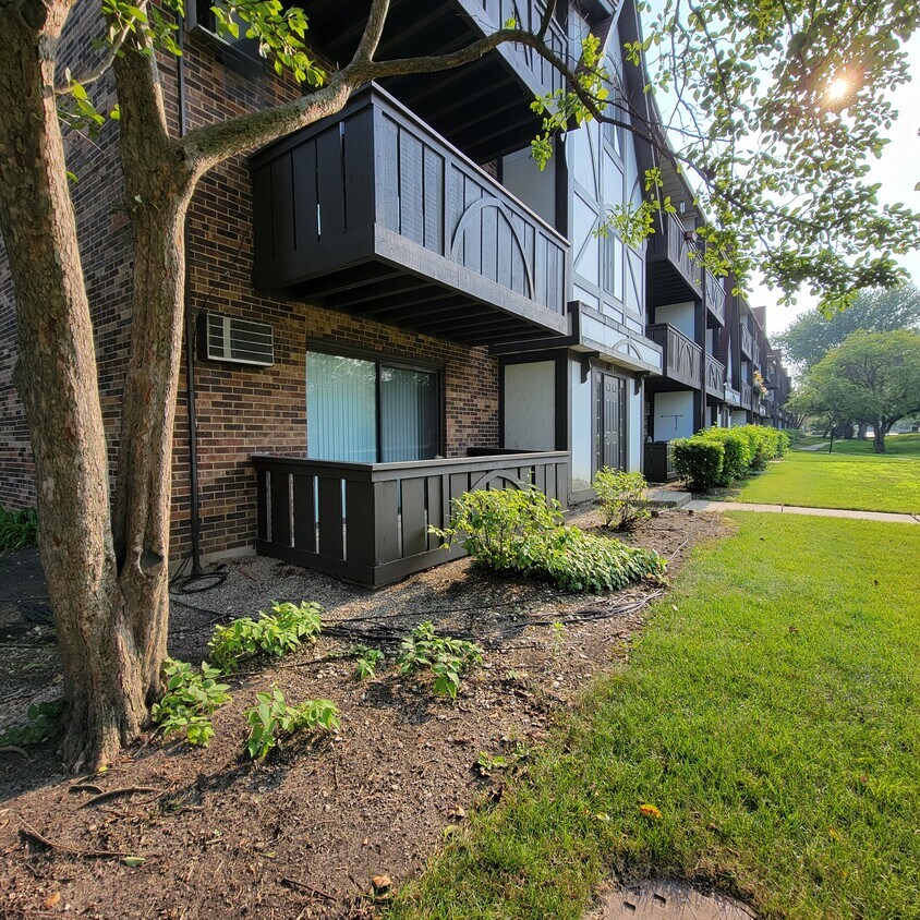 1 Timber Ln Unit 1, Vernon Hills, IL 60061 Condo for Rent in Vernon