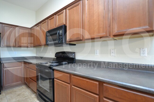 Foto del edificio - 3658 E Shannon St