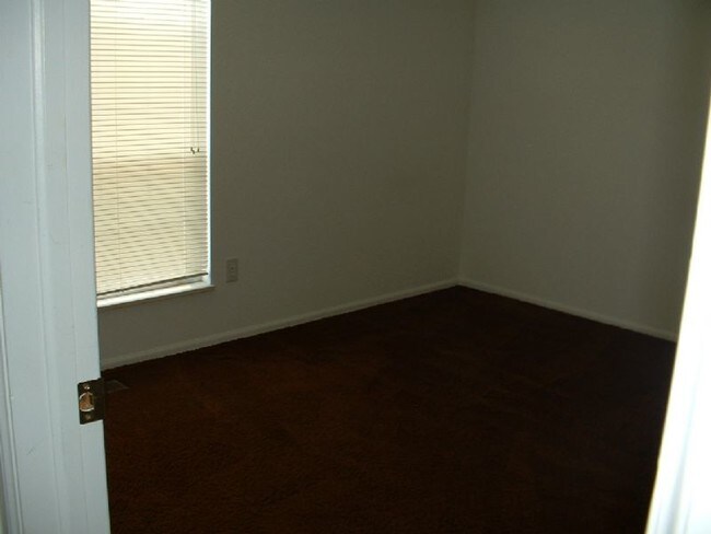Foto del edificio - 4460 Beaumont Rd