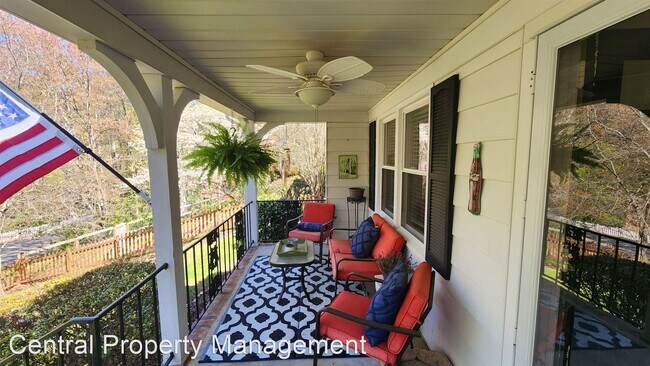 Foto del edificio - 3 br, 2 bath House - 314 Chick Springs Road