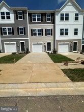 Building Photo - 123 Brashear Ct