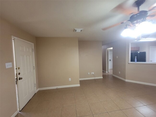 Building Photo - 6327 Hayman Dr