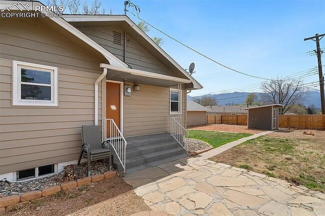 Building Photo - 1638 N Foote Ave