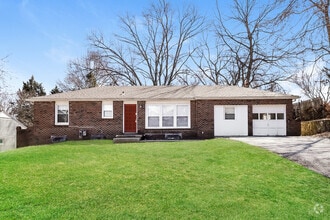 Building Photo - 5715 Lathrop Ave