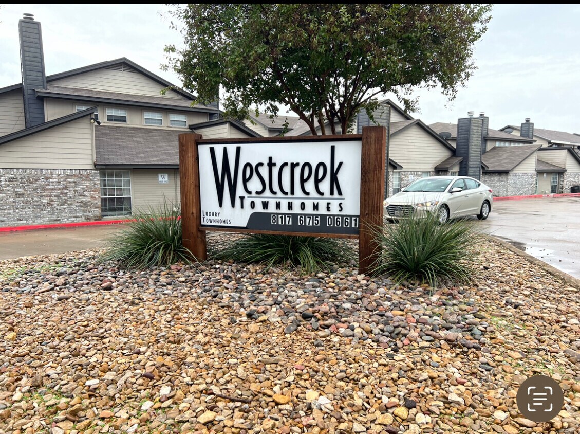 Primary Photo - 5965 Westcreek Dr