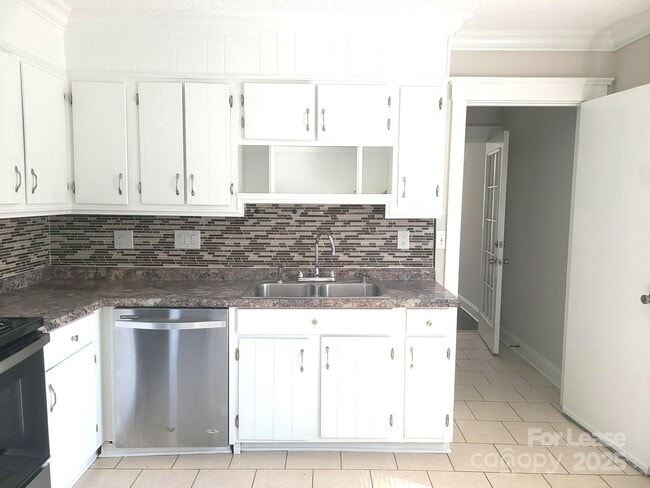 Building Photo - 11026 Vista Haven Dr