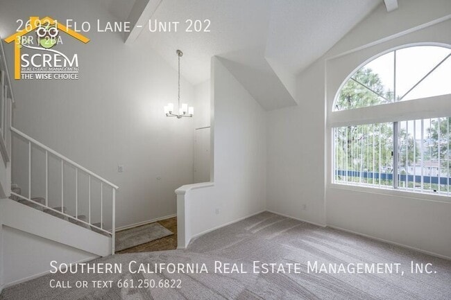 Foto del edificio - 26921 Flo Ln