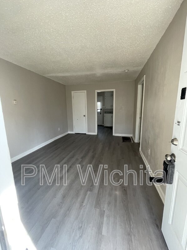 Foto del edificio - 1512 S Pattie St