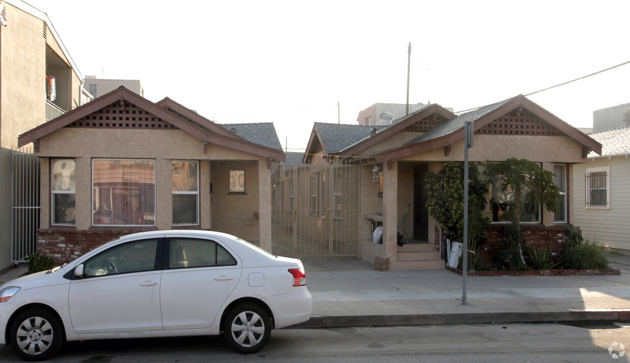 Foto del edificio - 326 Linden Ave