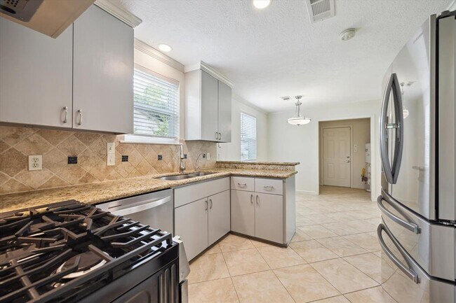 Foto del edificio - 10623 Hillcroft St