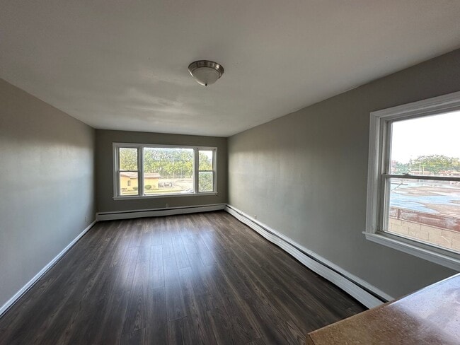 Foto del edificio - 7105 W Capitol Dr