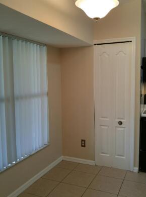 Foto del edificio - 1331 SW Bellevue Ave