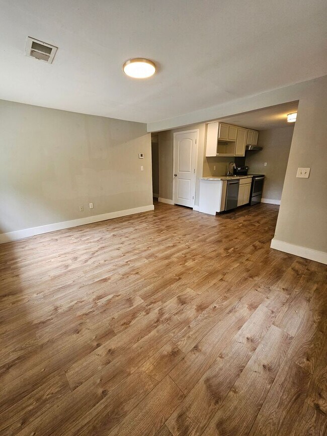 Foto del edificio - 1045 Seaside Ln