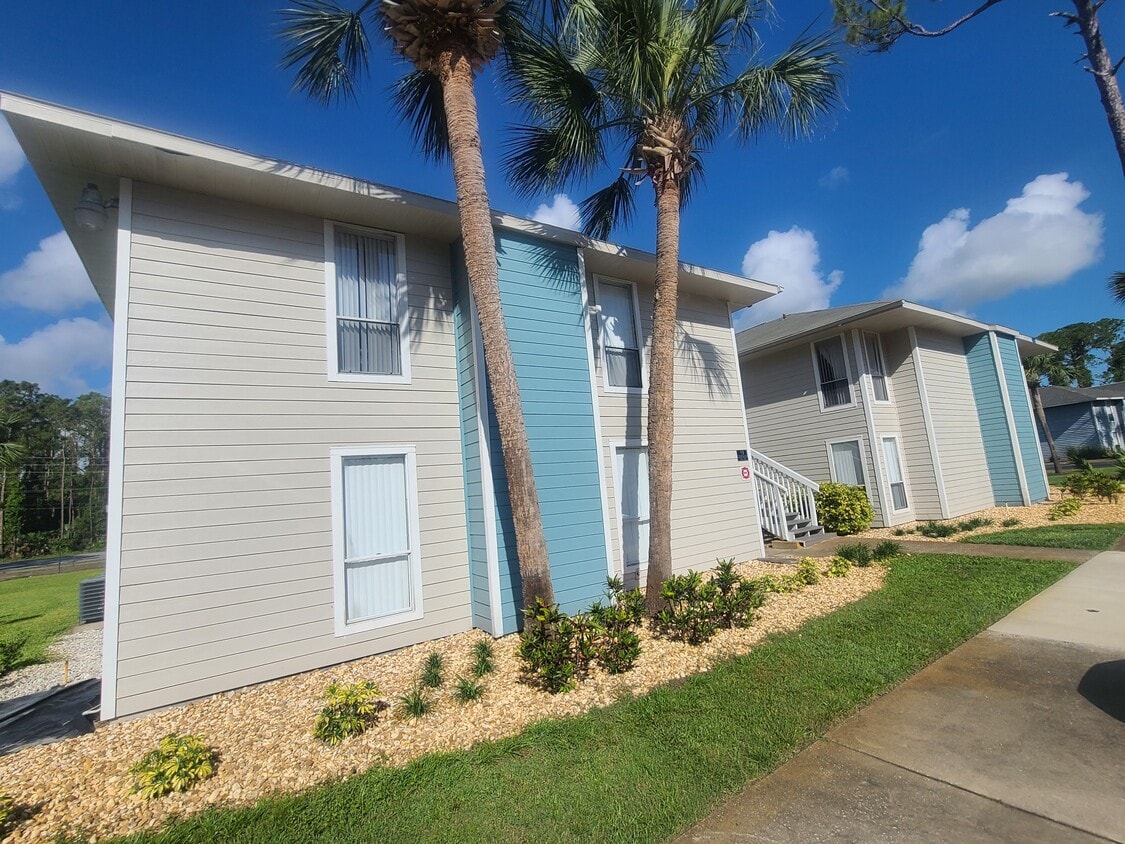 The Harbor Apartments in Daytona Beach, FL