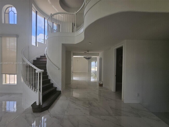 Foto del edificio - 18794 SW 17th Ct