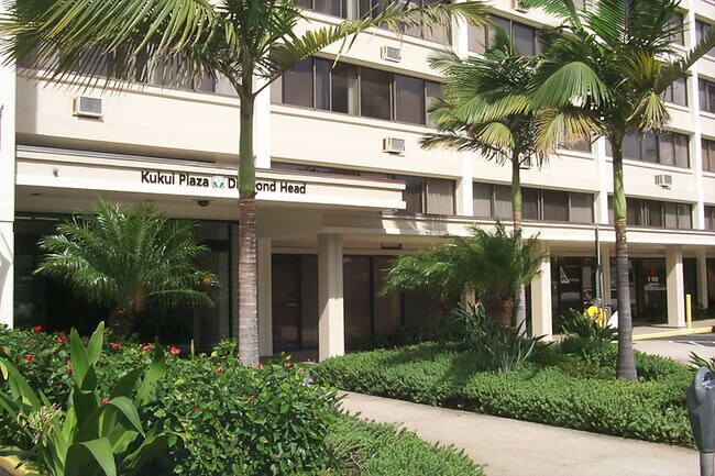 Building Photo - 55 S Kukui St