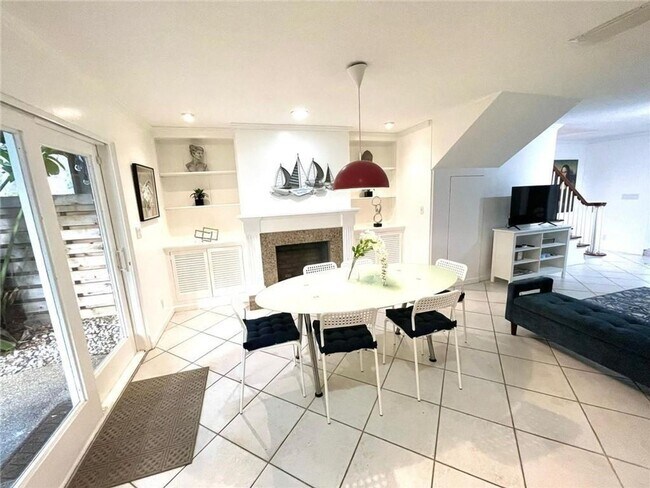 Foto del edificio - 619 Kensington Pl