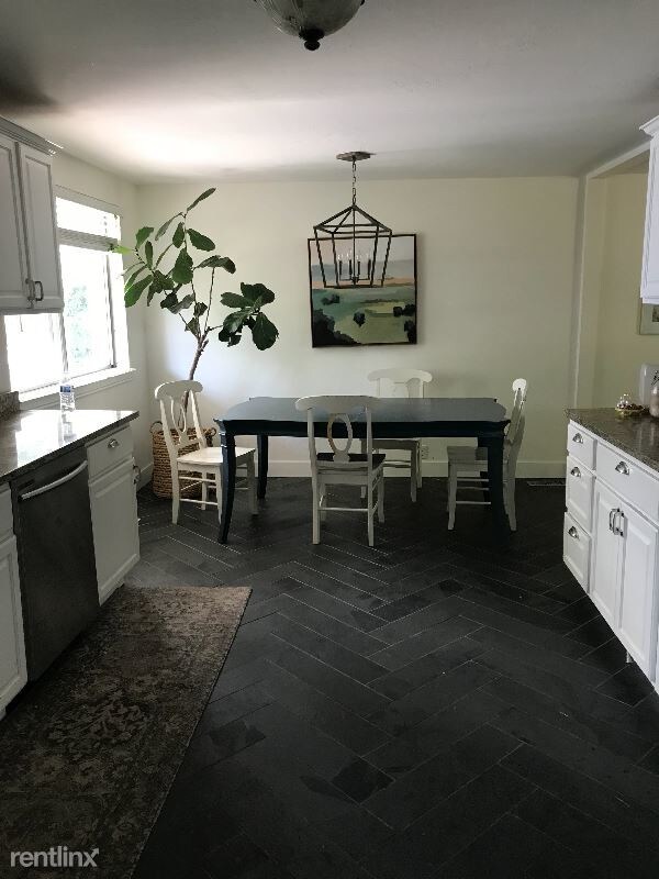 Foto del edificio - 5 br, 3 bath House - 7425 S Layne Drive