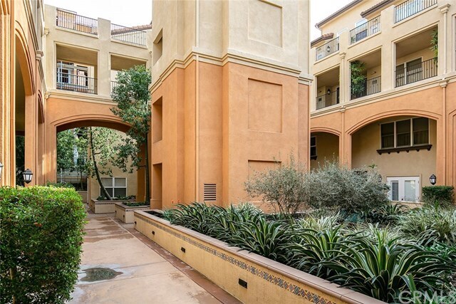 Foto del edificio - 286 N Madison Ave