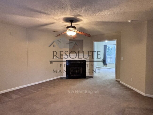 Building Photo - 404 Onondaga Ct