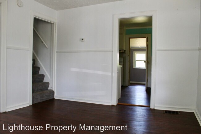 Building Photo - 3 br, 1 bath House - 335 Krakow Place SW