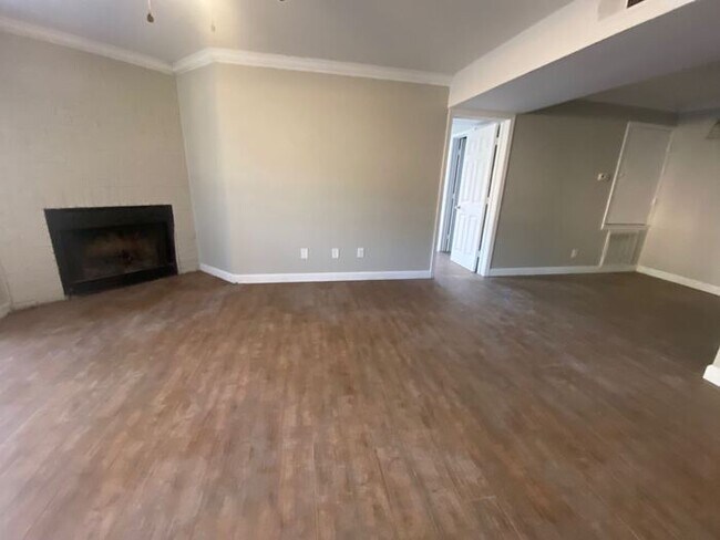Foto del edificio - 3609 Juneau Rd