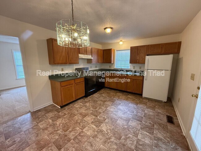 Foto del edificio - 1805 Cody Ave
