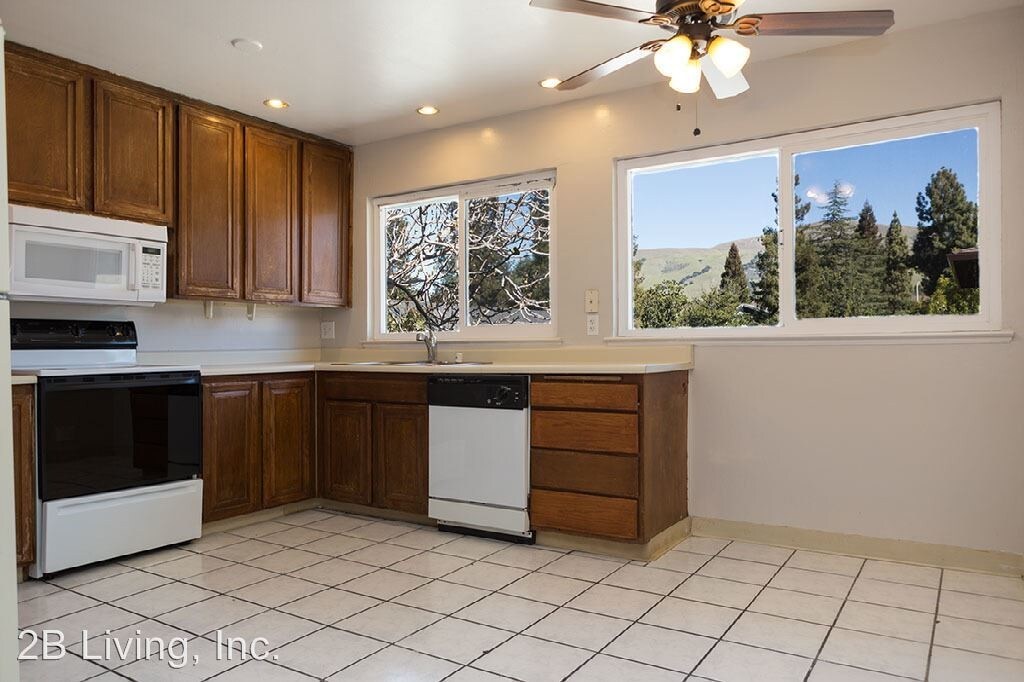 300 Franciscan Ct Unit 17, Fremont, CA 94539 Condo for Rent in