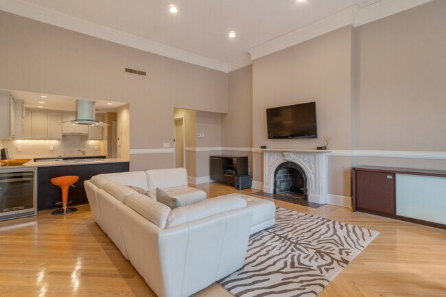 Foto del edificio - 138 Beacon St