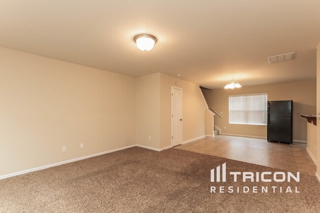Building Photo - 4848 Magnasco Ln