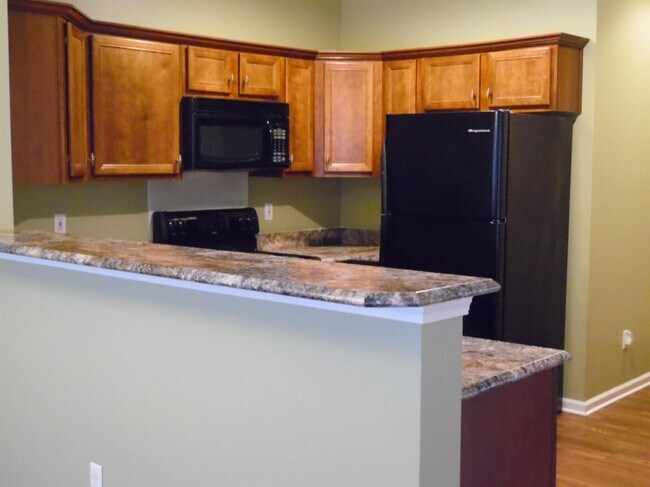 Building Photo - 4440 Rivard Ln