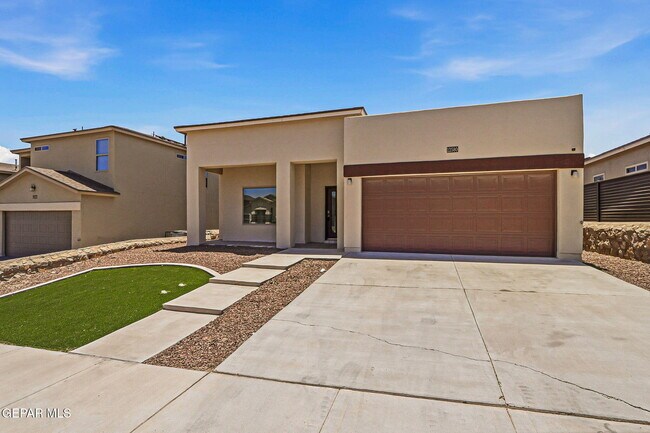 Foto del edificio - 12580 Arrow Weed Dr