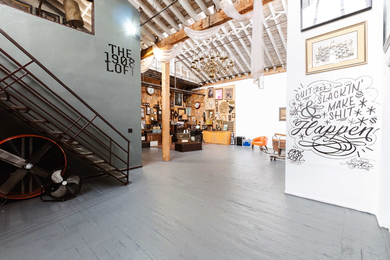 Foto principal - 1135 E 5th St