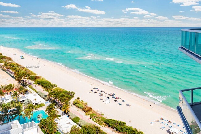 Building Photo - 6515 Collins Ave