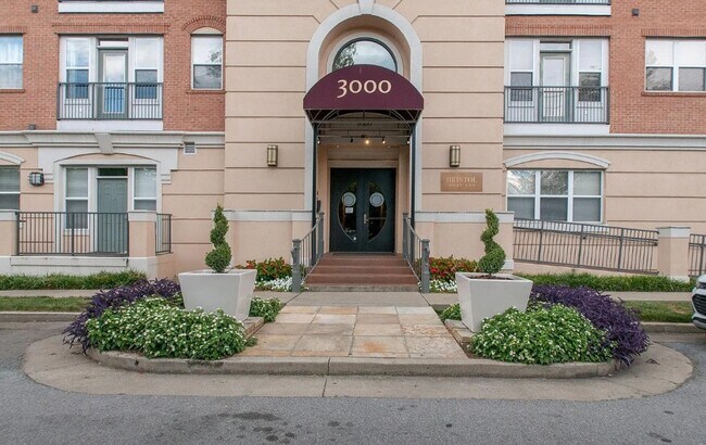 Foto del edificio - Stylish Condo in the Heart of Nashville – ...