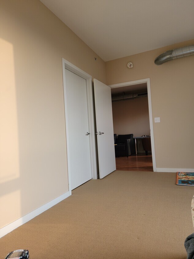 1541 N Jefferson St Unit 402, Milwaukee, WI 53202 Condo for Rent in