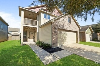 Building Photo - 26122 Parkman Grove Dr