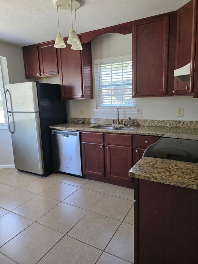 Photo - 3729 Sutor Ct Townhome