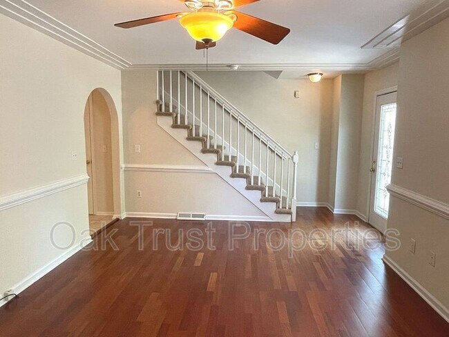 Building Photo - 803 Harbor Pl Dr