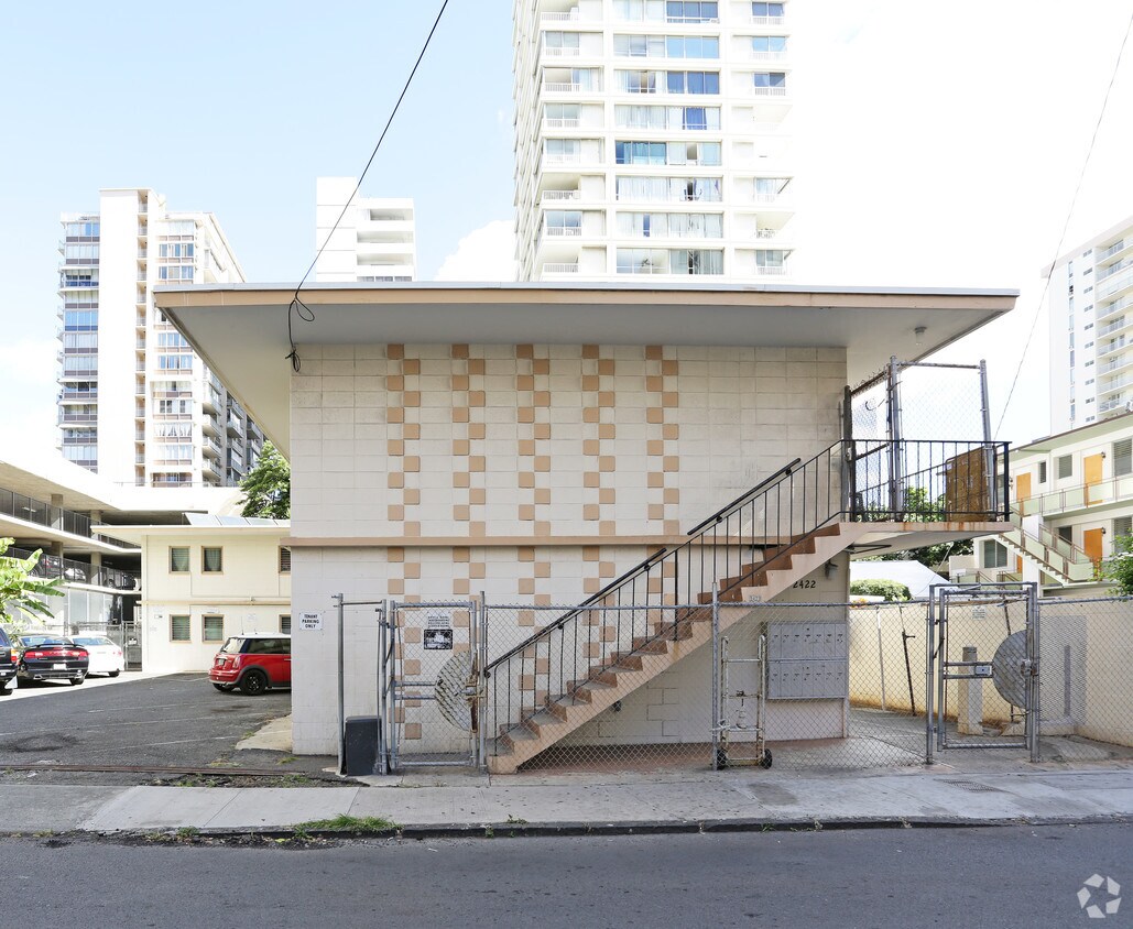 Building Photo - 2422 Cleghorn St