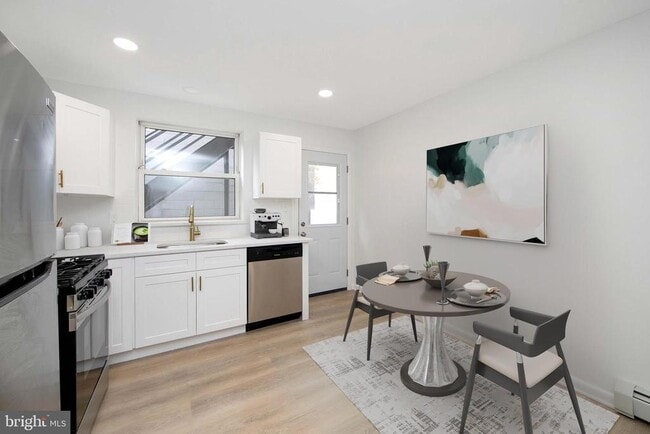 Foto del edificio - 11 N Black Horse Pike