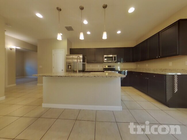 Building Photo - 2473 S 235th Dr