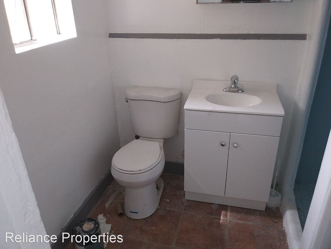 Foto del edificio - 1 br, 1 bath House - 175 N 3rd Street