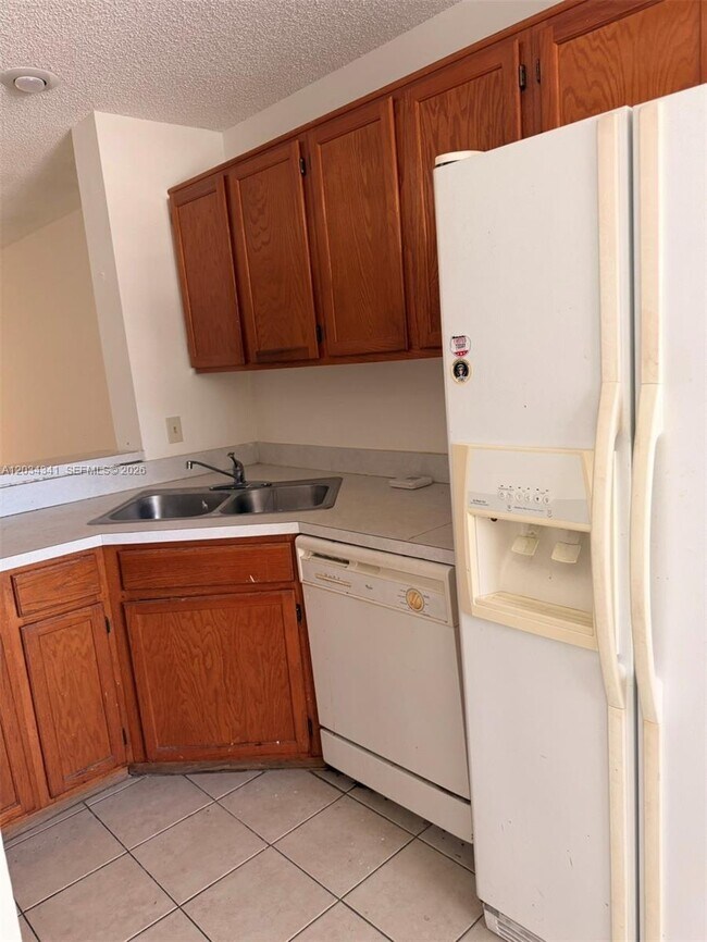 Foto del edificio - 13785 Bottlebrush Ct