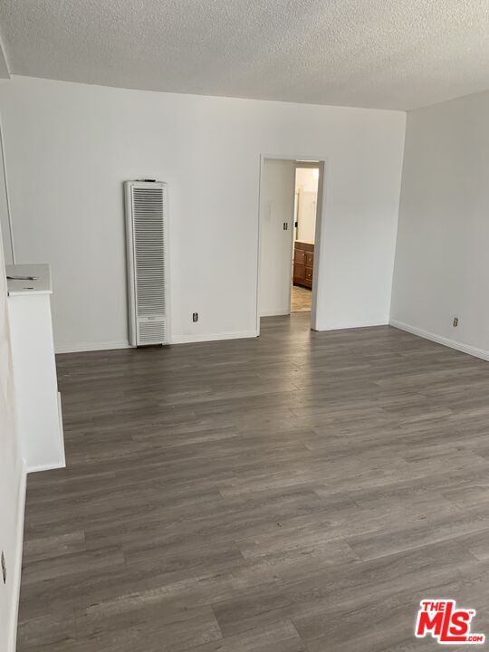 Building Photo - 5360 Kester Ave
