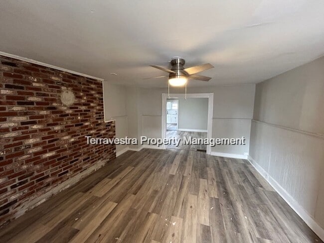 Building Photo - Renovated Millville 4 Bed in Millville. Eligible for $500 Security Deposit.