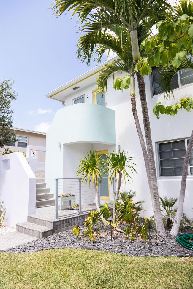Building Photo - 210 S Ocean Blvd