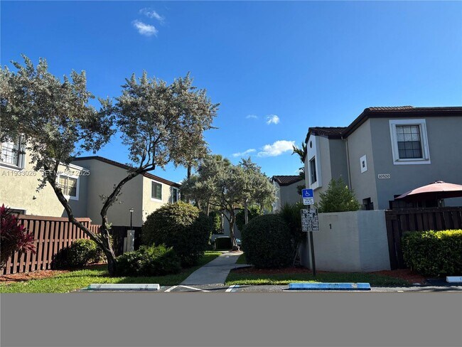 Foto del edificio - 10520 SW 153rd Ct