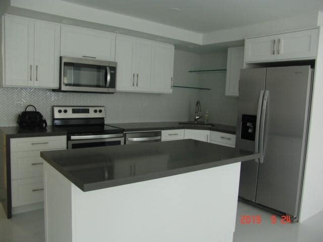 Foto del edificio - 6039 Collins Ave