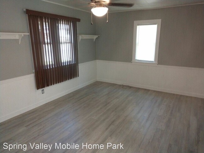 Building Photo - 6460 Northland Dr NE